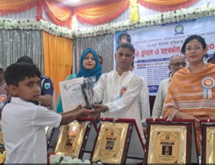শিশুরাই দেশের ভবিষ্যৎ, মেধা বিকাশে সবার দায়িত্ব: এমপি আলীম